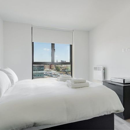 Comforting City Retreat In Vauxhall - No Wifi Liverpool Exterior photo
