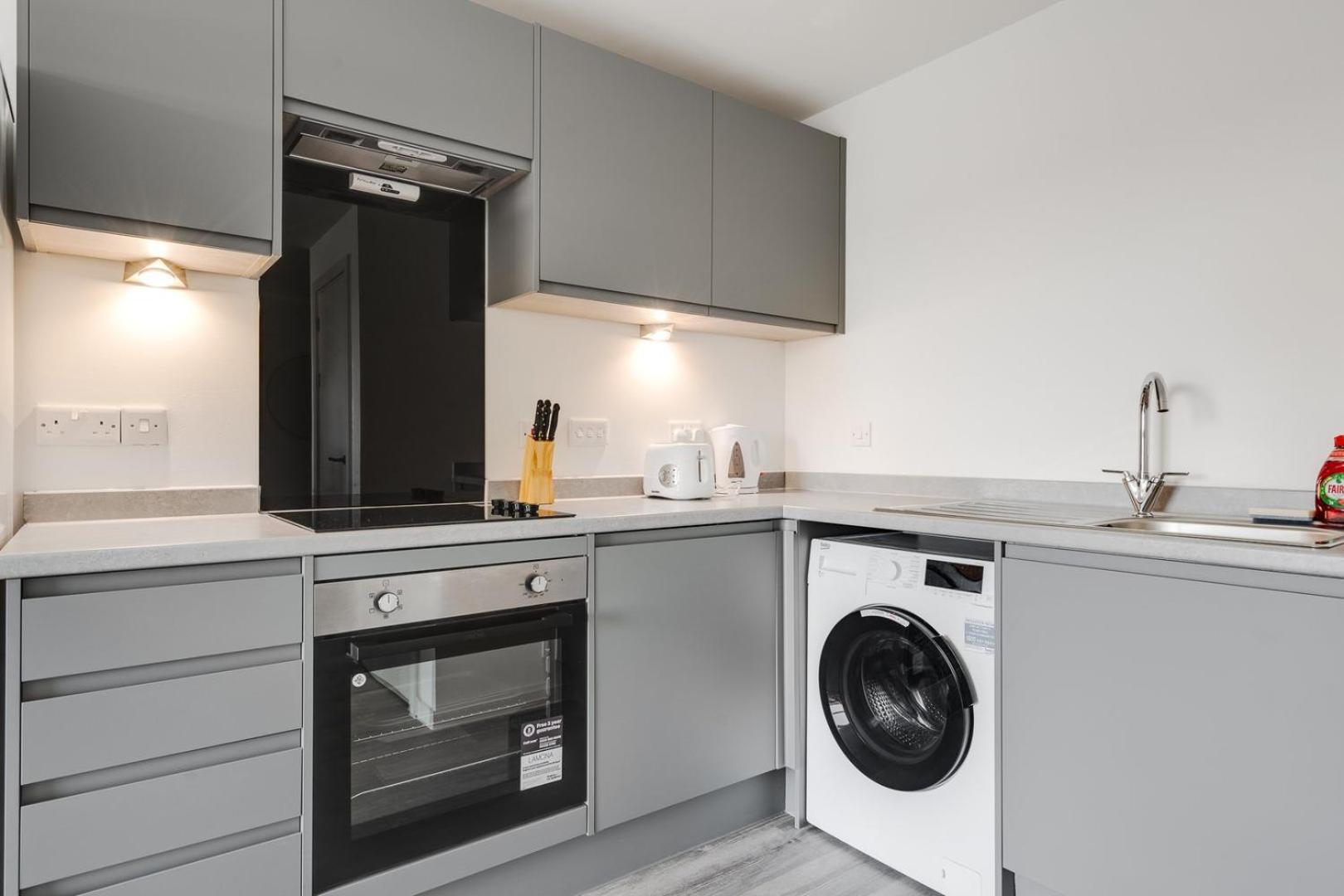 Comforting City Retreat In Vauxhall - No Wifi Liverpool Exterior photo