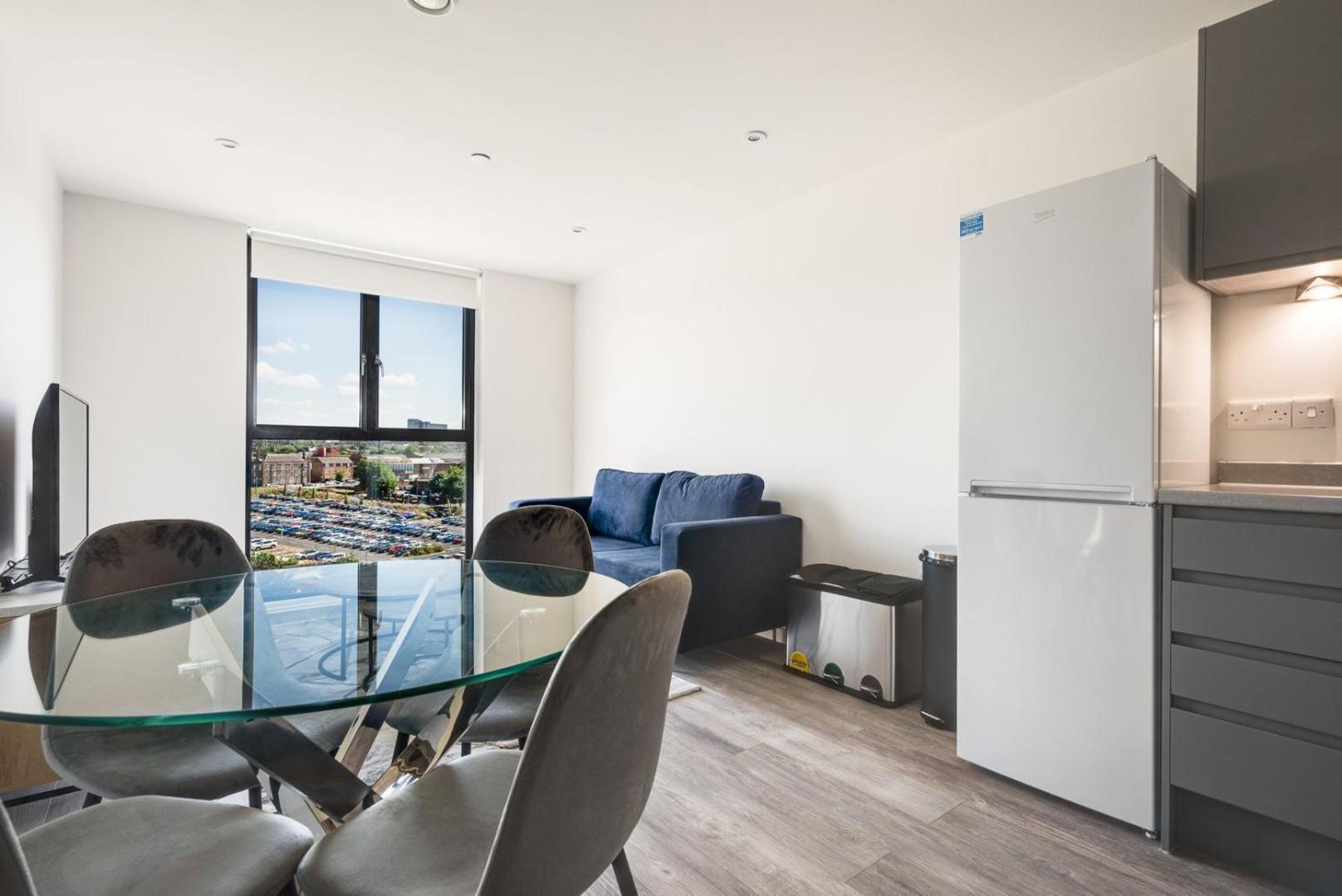 Comforting City Retreat In Vauxhall - No Wifi Liverpool Exterior photo