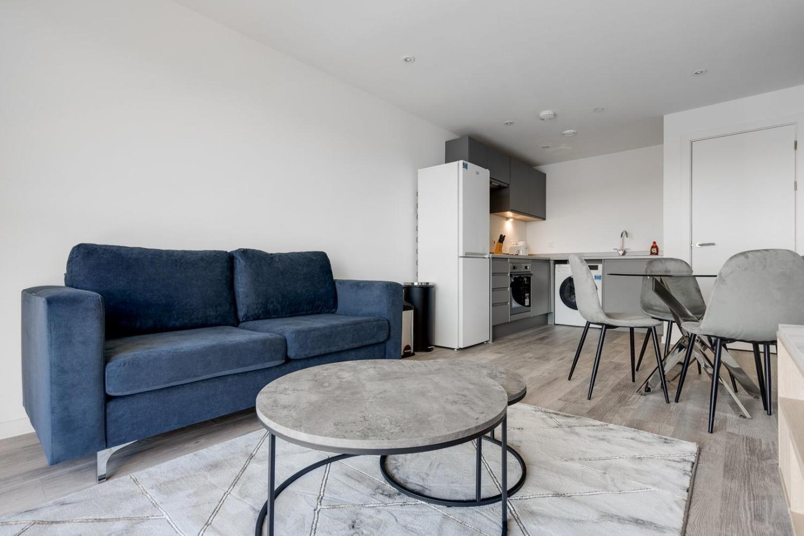 Comforting City Retreat In Vauxhall - No Wifi Liverpool Exterior photo